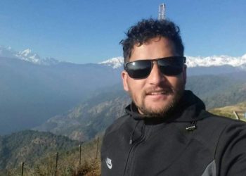 प्रचण्डलाई जुत्ता हान्ने रतन तिरुवा सहिद परिवार होइनन्