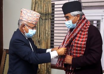 माधव नेपालले खोजे देउवासँग निहुँ, अब के हुन्छ