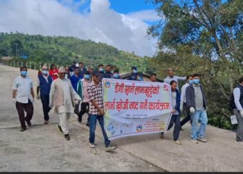 डेंगी सार्ने लामखुट्टेको लार्भा खोजी नष्ट पार्ने कार्यक्रम मङ्गलसेनमा सम्पन्न